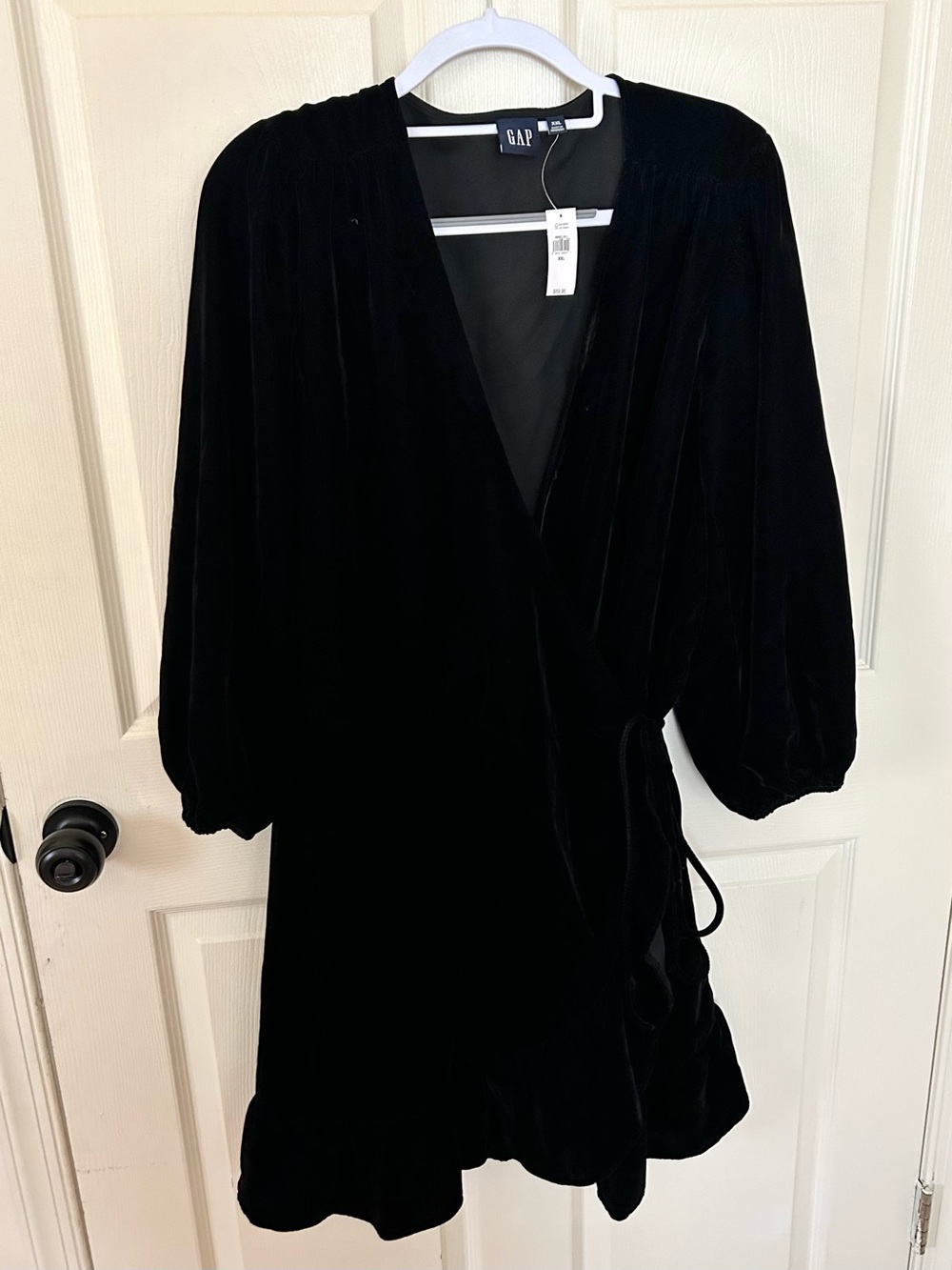 GAP Black Velvet Wrap Dress Size XXL NWT Ruffle Hems Balloon Sleeve